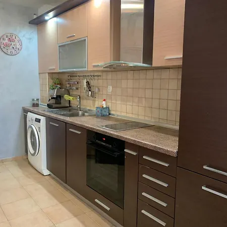 Asinela с гараж Burgas City