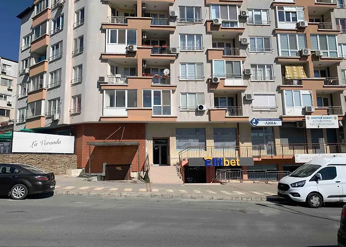 Asinela с гараж Apartamento *