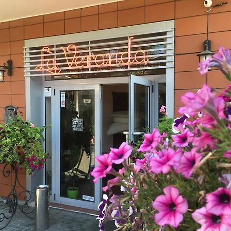 Asinela с гараж