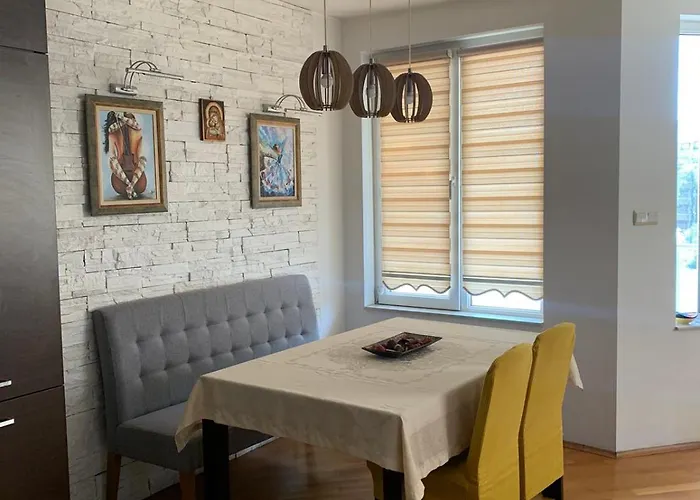 아파트 Asinela с гараж *