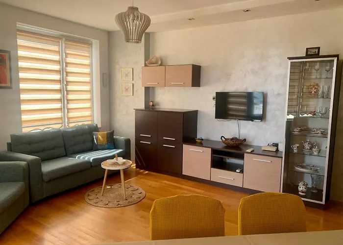 아파트 Asinela с гараж 부르가스